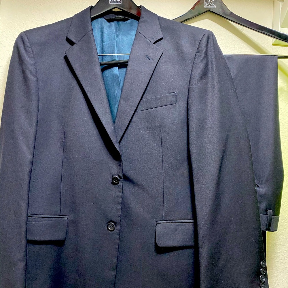 Jos A Banks 100% Wool Black Suit